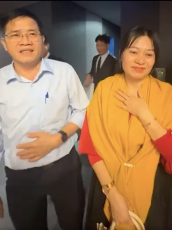Mẹ ruột Hoa hậu Việt Nam quê Đà Nẵng có đời thực giản dị khiến nhiều người bất ngờ - Ảnh 6.