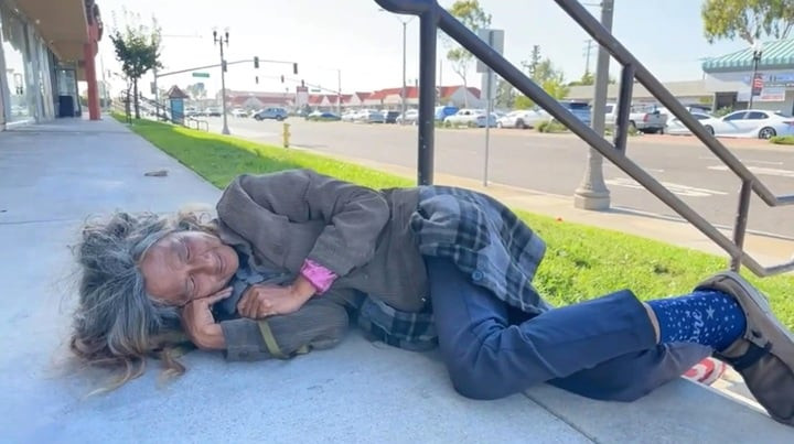 Mỹ nhân Việt đắt show bậc nhất thập niên 80 giờ sống lang thang, ngủ vỉa hè - 3