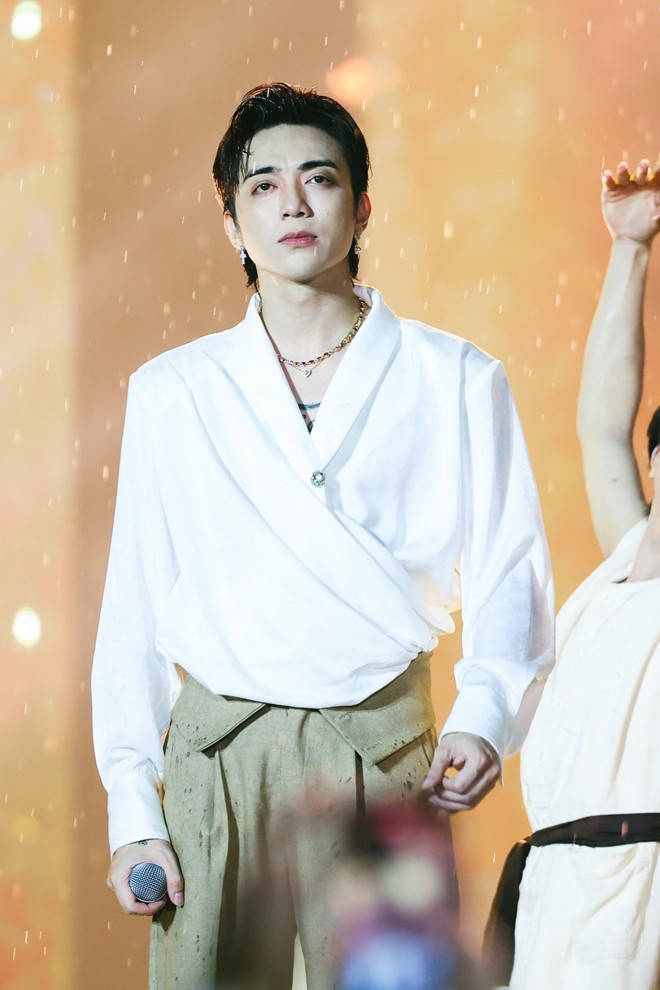 Soobin bức xúc đáp trả antifan gay gắt