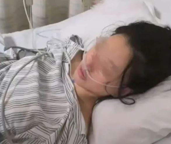 Bị đâm 20 nhát dao vào ngực, người phụ nữ sống sót kỳ diệu, lý do không ai ngờ tới- Ảnh 1.