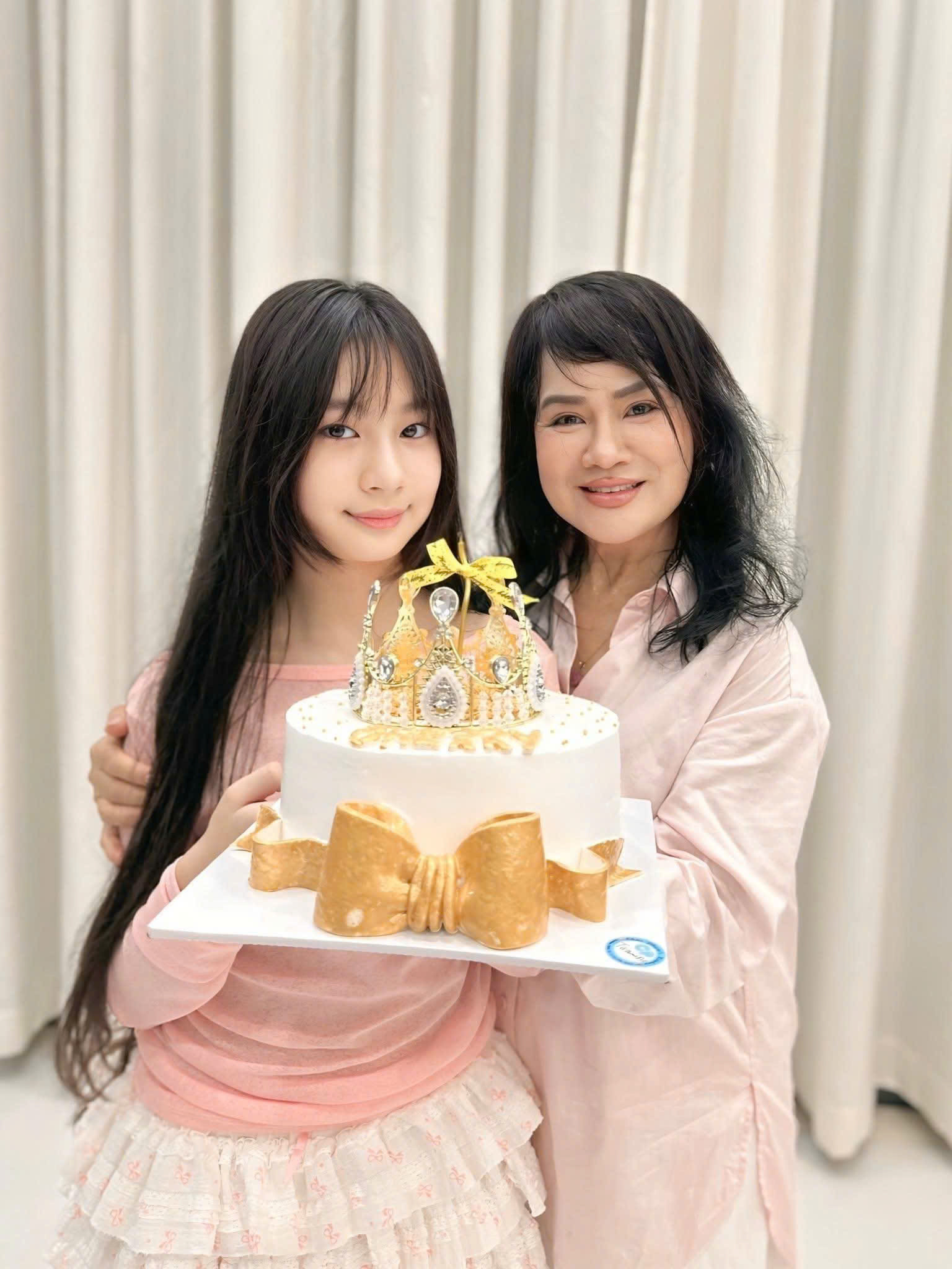 Con gái của Lý Hải sinh nhật 12 tuổi, khán giả ngỡ ngàng trước nhan sắc 'Hotgirl tương lai'- Ảnh 5.