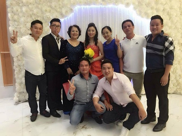 Mẹ ruột 'anh Bo' Đan Trường: Không chưng diện, thời trẻ vất vả nuôi con, tuổi xế chiều sống kín tiếng ở Mỹ- Ảnh 3.