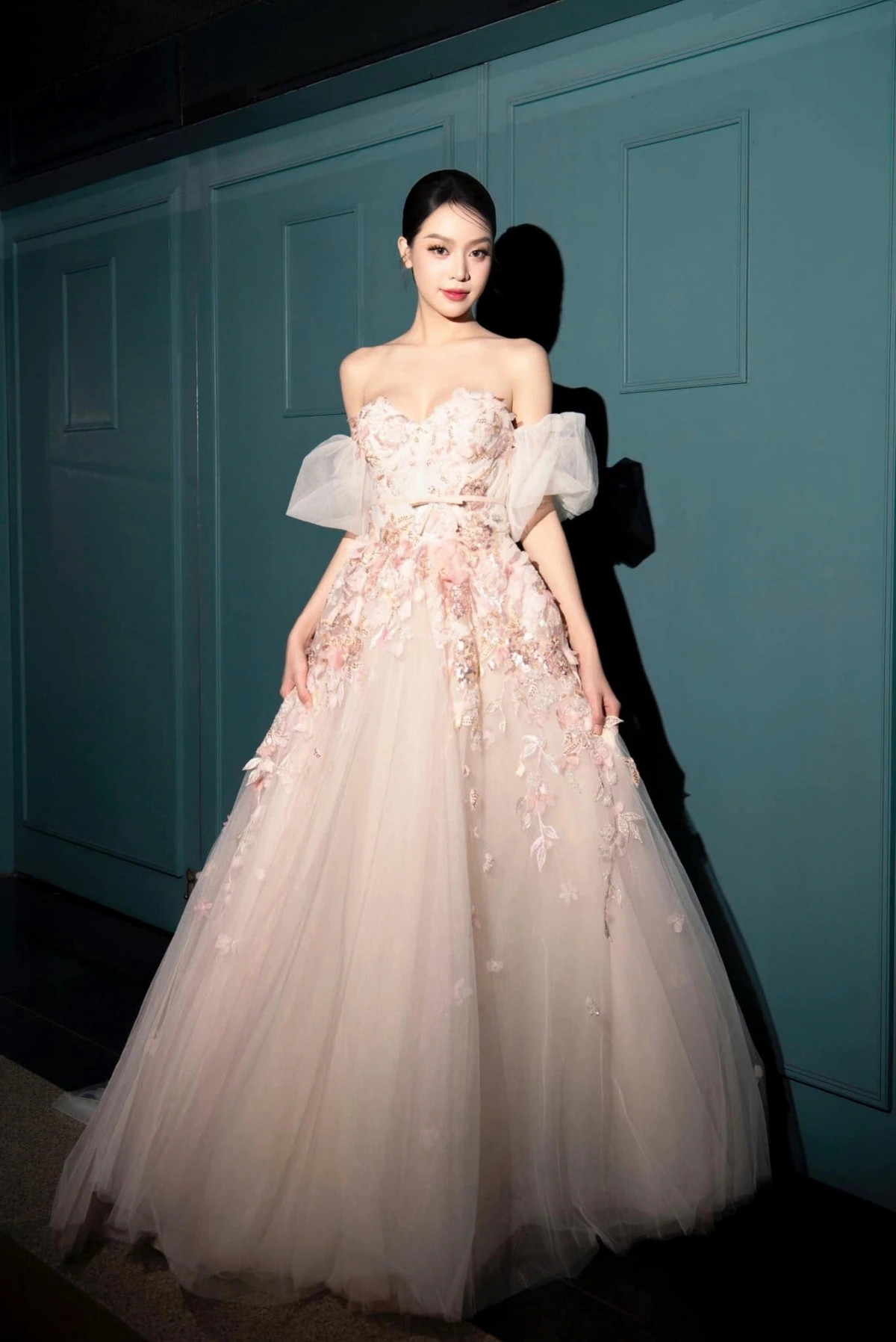 nhan sac hoa hau thanh thuy sau 2 nam dang quang hoa hau viet nam hinh anh 5