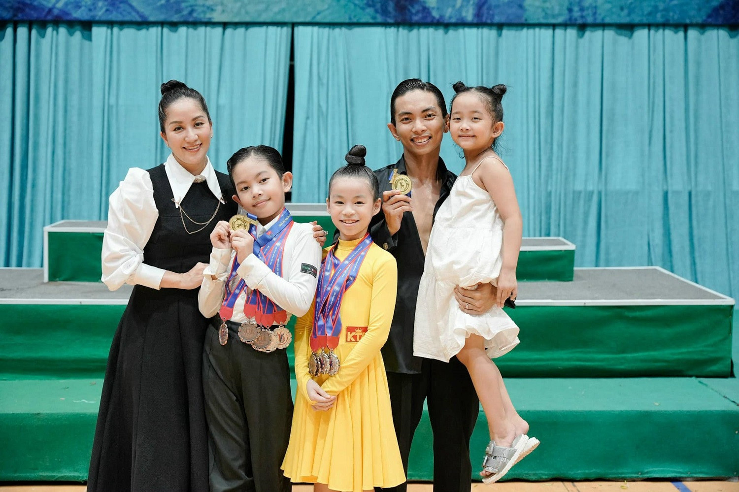 con khanh thi 2 1750218649863827436153.jpg