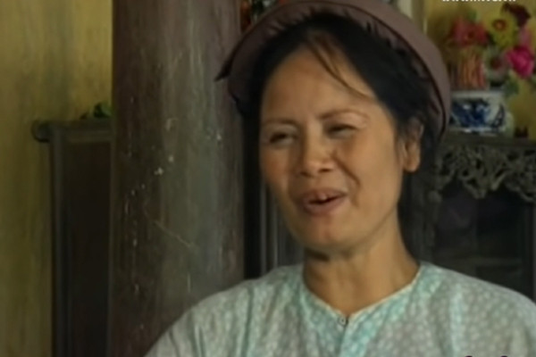 Mẹ ruột ca sĩ Bằng Kiều: Nghệ sĩ Chèo tài sắc một thời, U90 vẫn trẻ đẹp, lạc quan- Ảnh 3.