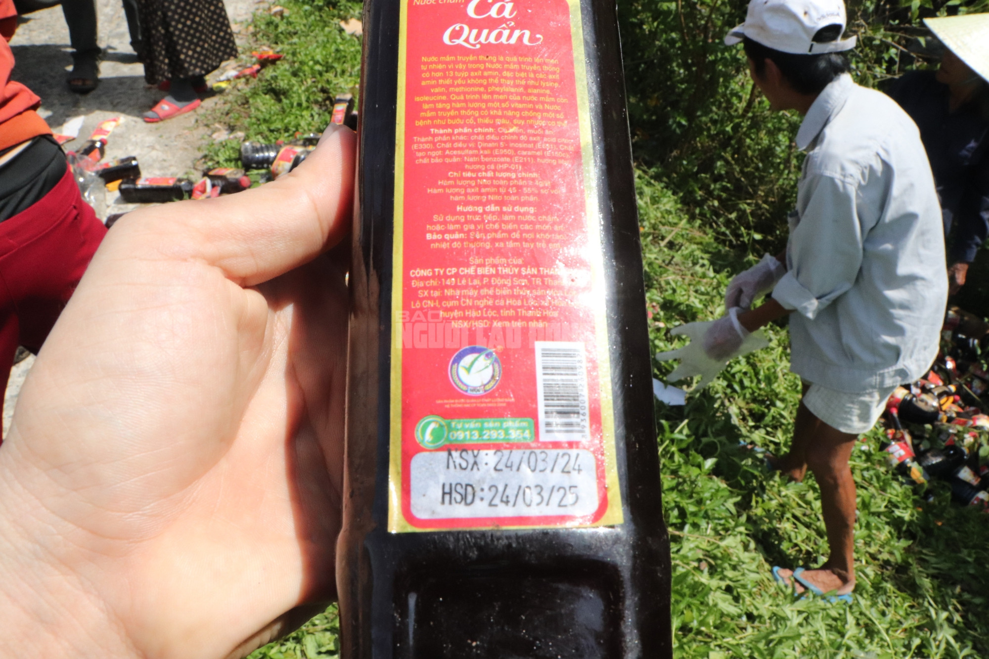 Nguồn gốc hàng ngàn chai nước mắm bị vứt bỏ ở Quảng Nam- Ảnh 7.
