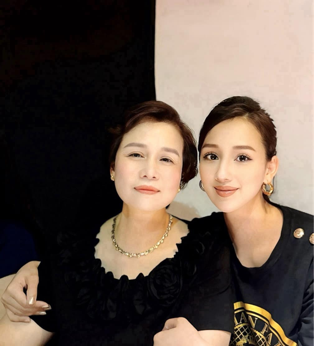 Mẹ ruột Lã Thanh Huyền: Hoa khôi Hà thành, tuổi xế chiều giàu sang viên mãn- Ảnh 8.