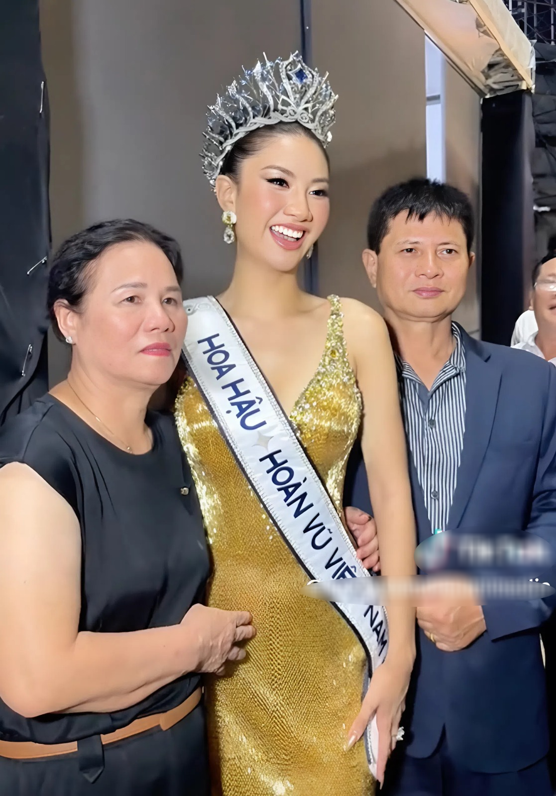 Gia thế của nữ IT du học Mỹ vừa đăng quang Hoa hậu Hoàn vũ Việt Nam- Ảnh 2.