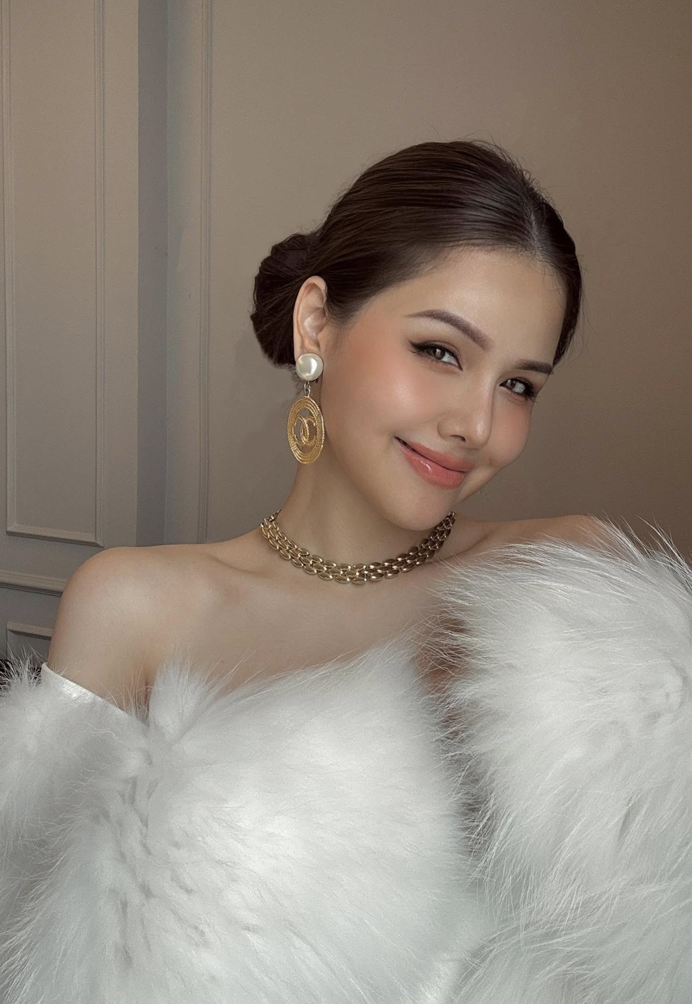 Phanh Lee hiếm hoi khoe cận dung mạo chồng chủ tịch bóc trần hôn nhân sau 5 năm làm dâu hào môn