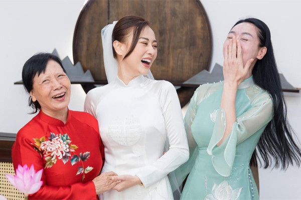 Shark Bình chỉ khoe một hình ảnh gia đình, khán giả thấy rõ tình cảm bố mẹ chồng dành cho Phương Oanh- Ảnh 4.