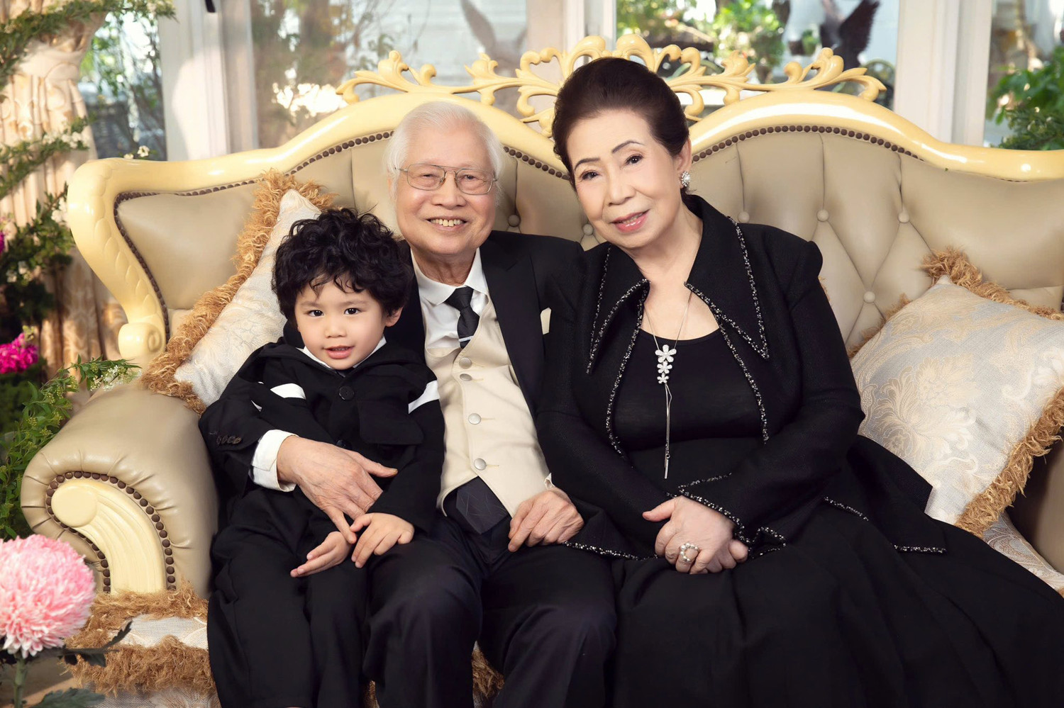 bo me nsnd hong van 4 17508.jpg