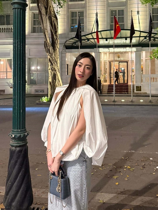 Muôn kiểu mặc đẹp chỉ với 1 item như hoa hậu Lương Thùy Linh