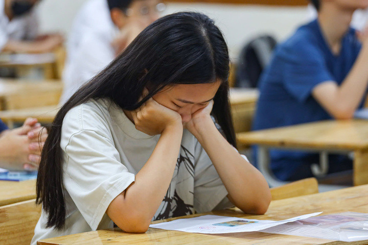 Thí sinh được đặc cách thi tốt nghiệp THPT 2025 trong trường hợp nào? (Ảnh minh hoạ)