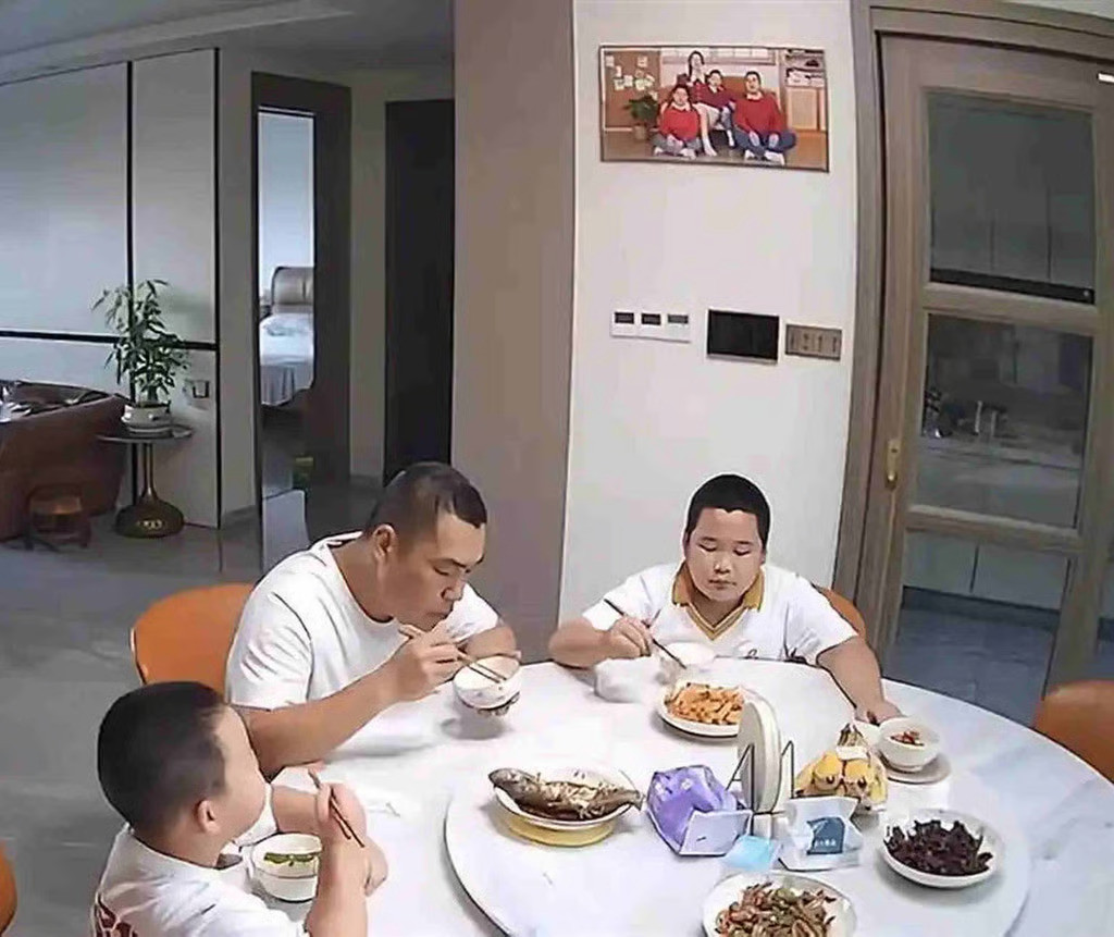 79ploiuyhuk.jpg