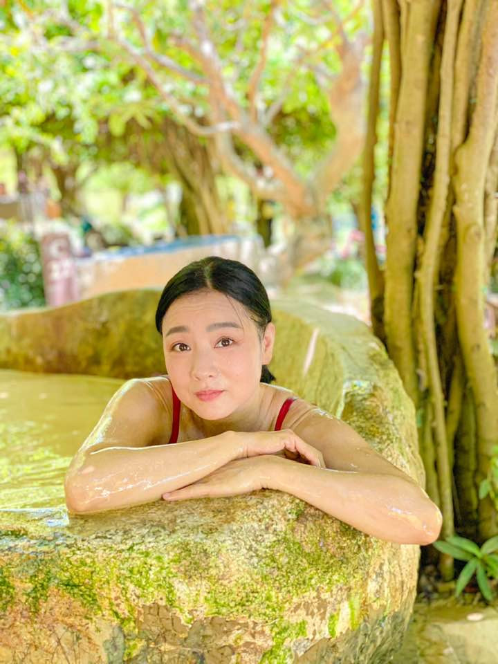 Nữ NSƯT nổi danh thập niên 90 với phim 'Gái nhảy' giờ nhan sắc thay đổi ra sao?- Ảnh 8.