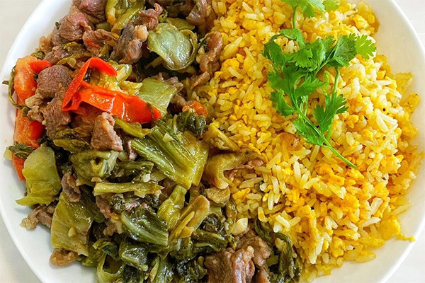 Mẹo làm cơm rang dưa bò đúng điệu, chuẩn vị Hà Nội ngon nức lòng- Ảnh 3.