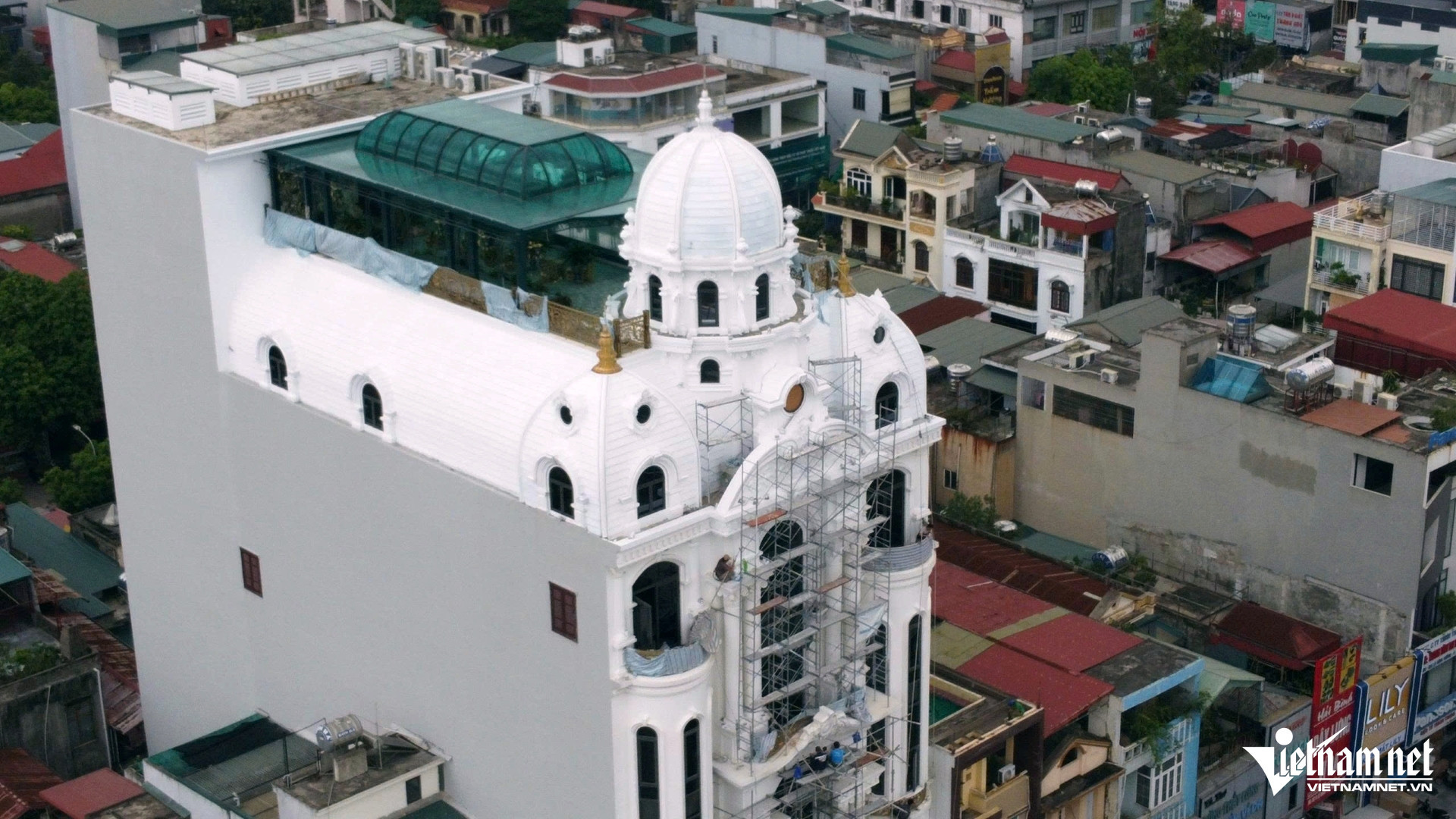 W-a4Cận cảnh biệt thự của đại ca giang hồ Tuấn.jpg