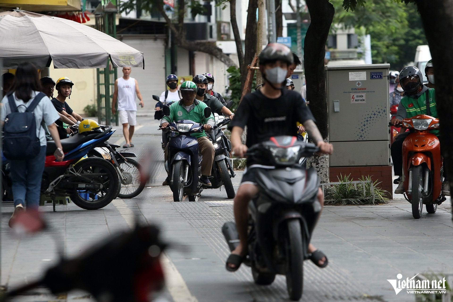 W-di tren via he 1.JPG.jpg