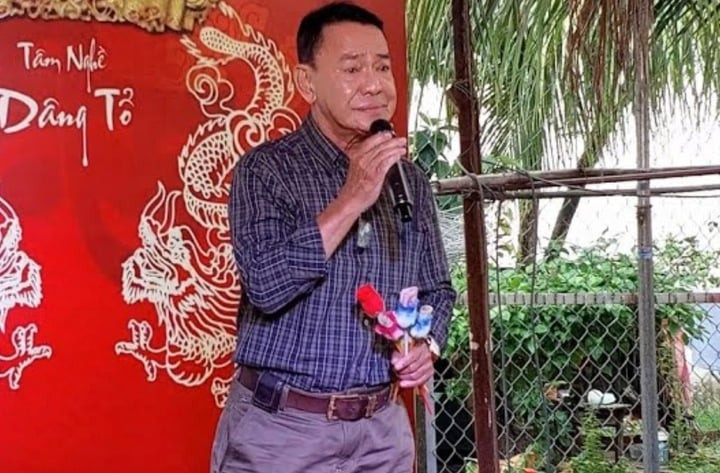 Nam nghệ sĩ vẩn thỉnh thoảng được mời đi diễn.