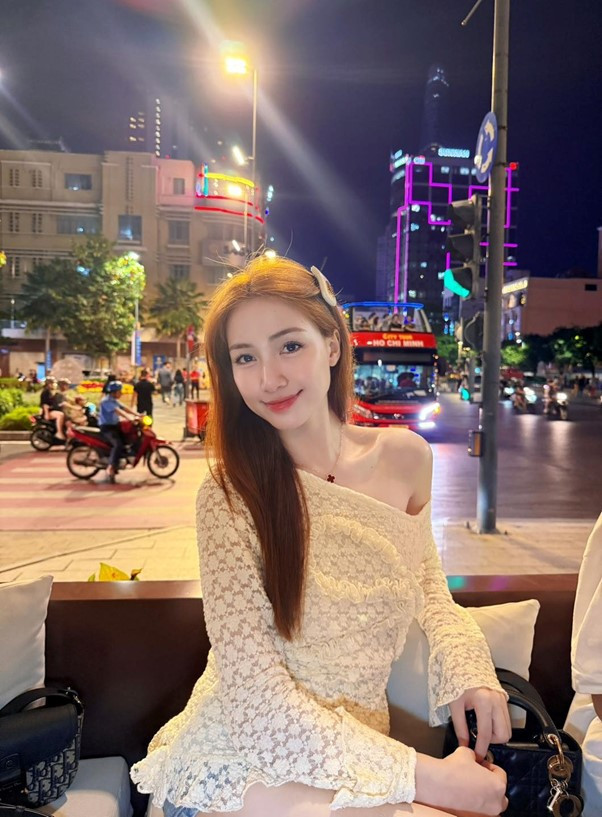 Nữ ca sĩ nổi tiếng quê Bắc Ninh có gì ở tuổi 30?- Ảnh 9.