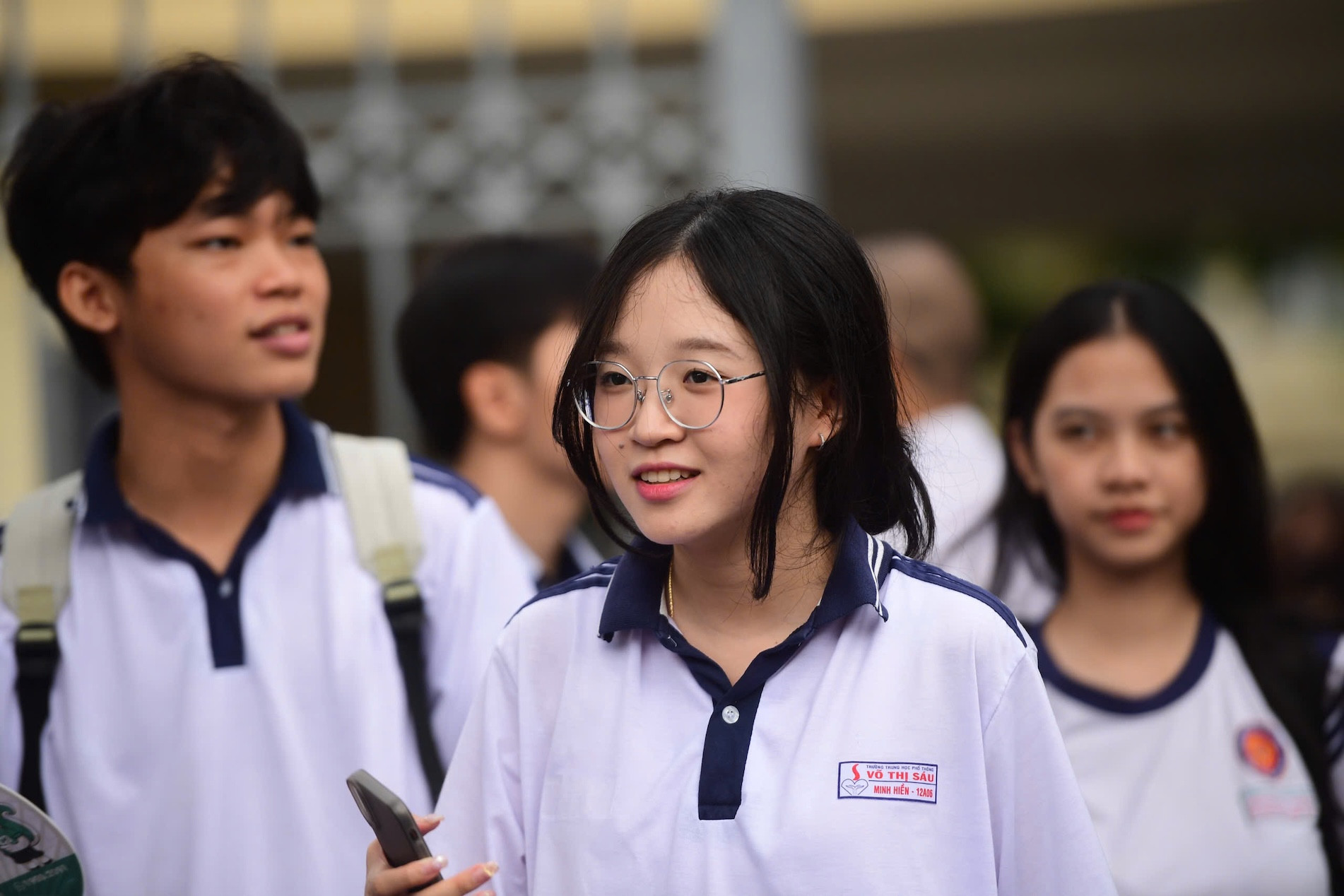 tốt nghiệp - nguyễn huế