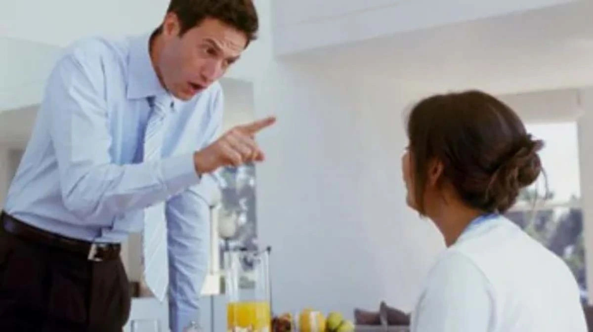 chong gia truong va ich ky, toi co nen tiep tuc vi cac con hinh anh 1