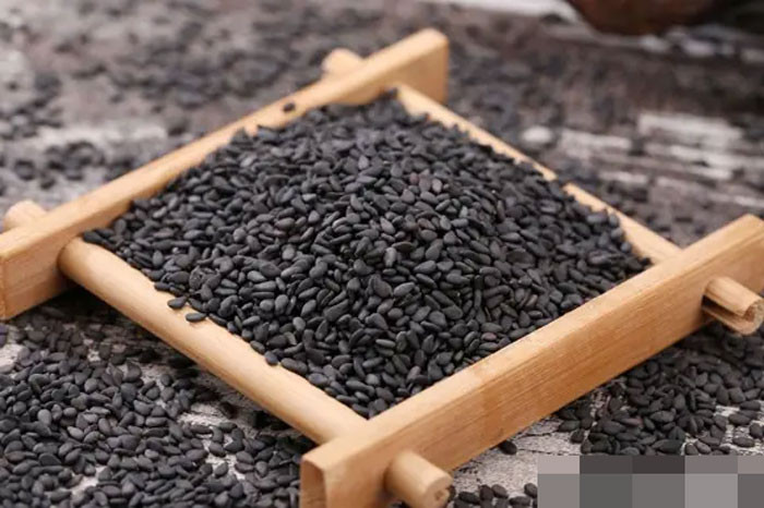 Loại hạt ‘rẻ bèo’ giàu canxi gấp 8 lần sữa giúp làm chậm lão hóa tế bào bảo vệ gan và thận