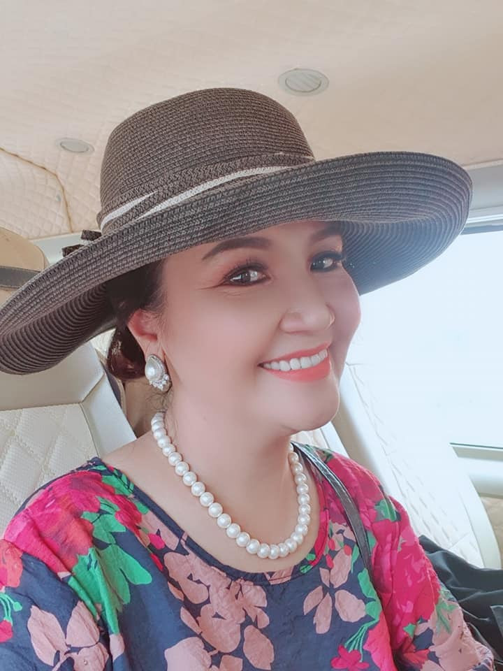 Mẹ chồng Bảo Thanh trên phim có nhan sắc đời thực ở tuổi U60 tươi trẻ- Ảnh 10.