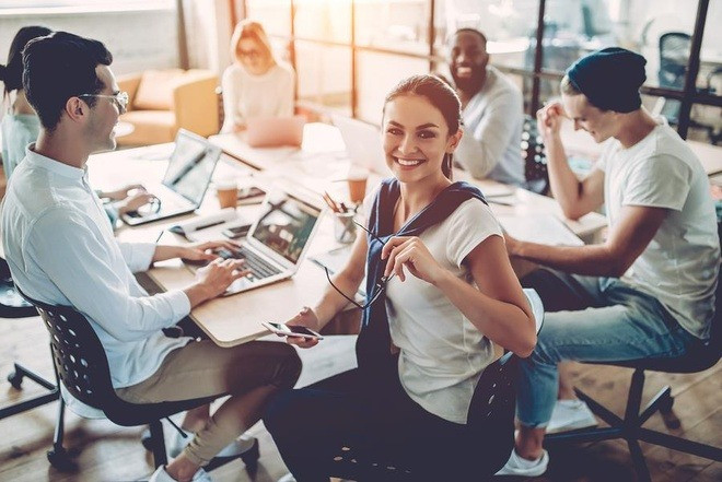 7 quy tắc vàng của người EQ cao giúp họ thăng quan tiến chức mà vẫn được lòng đồng nghiệp- Ảnh 1.