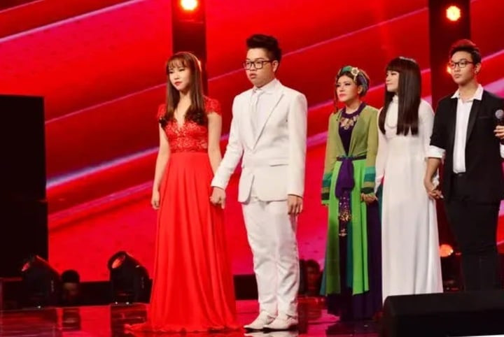 Bảo Anh gây tranh cãi khi nói bị mất cơ hội làm nghề vì không trở thành quán quân.