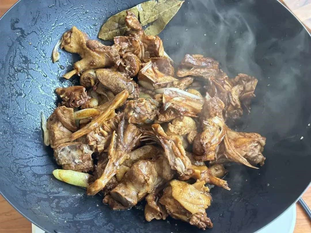 Món thịt ngon nhất và nên ăn vào tháng 6: Dễ nấu, thơm lừng lại có tác dụng thanh nhiệt, loại bỏ nóng trong, tốt hơn cả thịt gà- Ảnh 4.