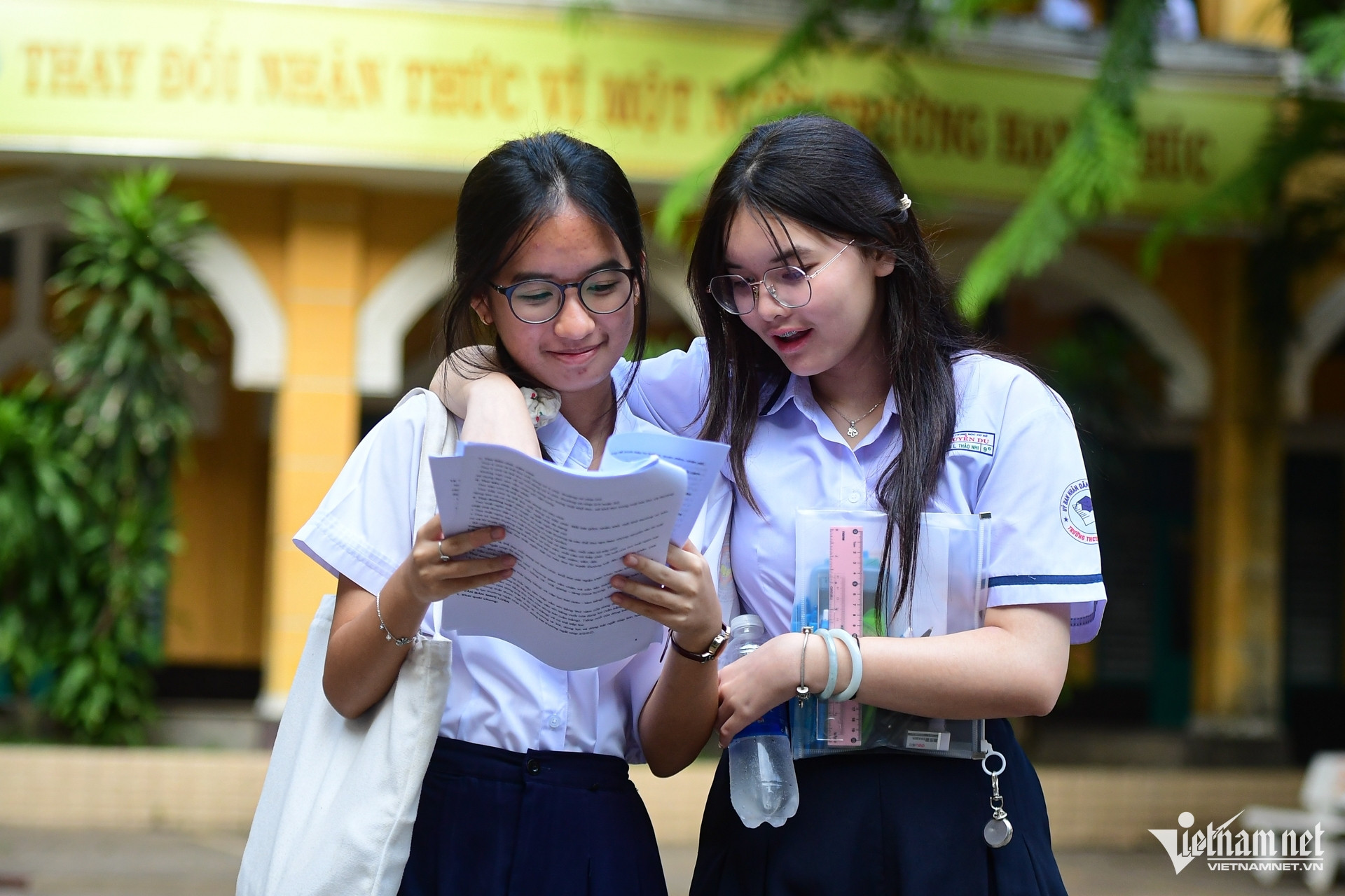 W-thi vào 10   Nguyễn Huế_ 13.jpg