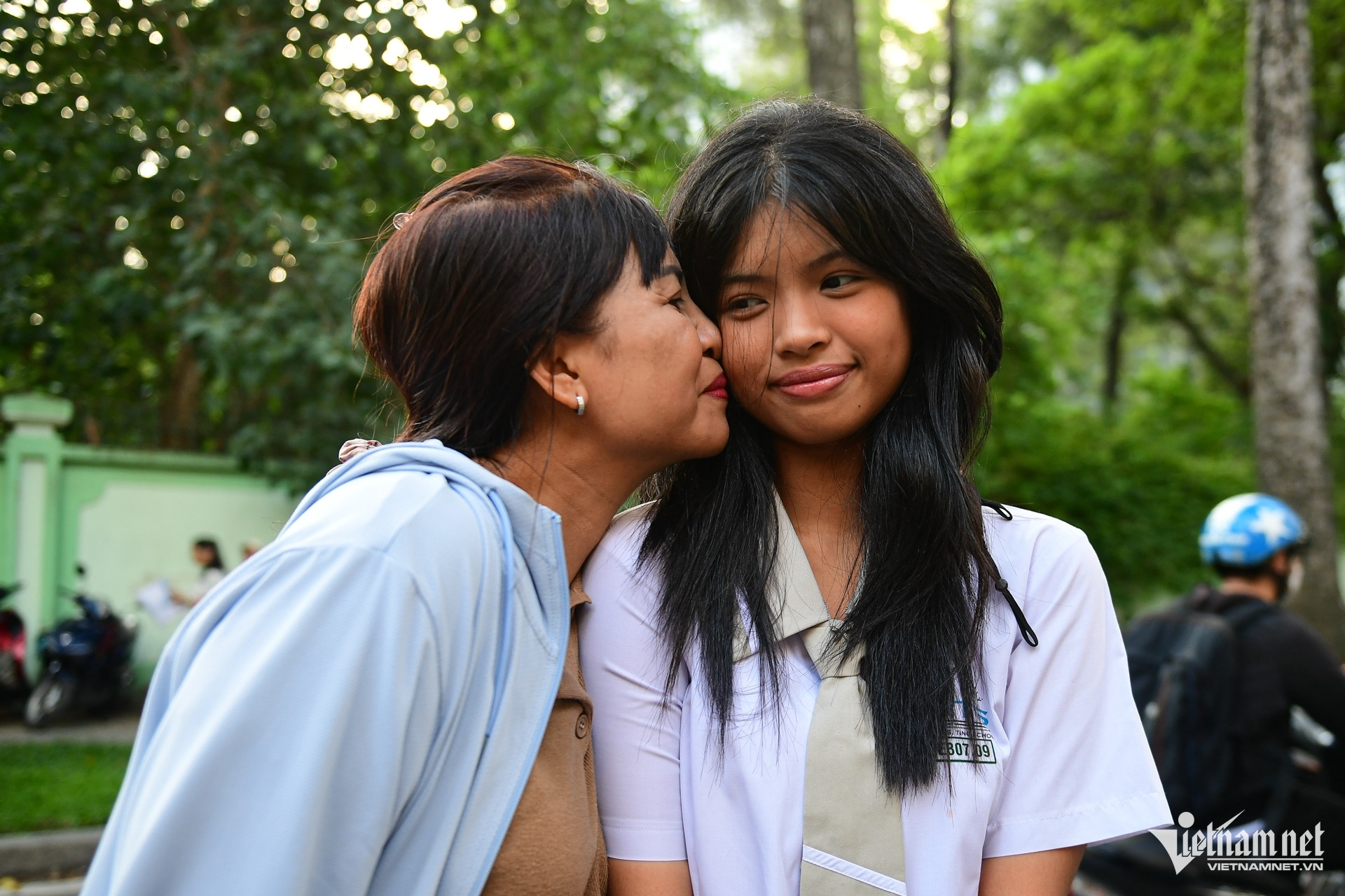 W-thi vào 10   Nguyễn Huế_ 6.jpg