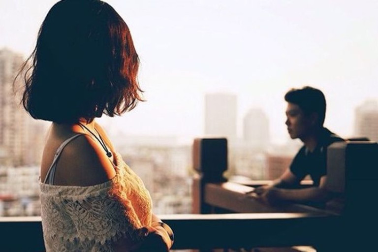 Chia tay người yêu gắn bó 6 năm để lấy vợ nhà giàu, tôi vẫn không thể quên người con gái mình từng nợ cả thanh xuân - Ảnh 2.