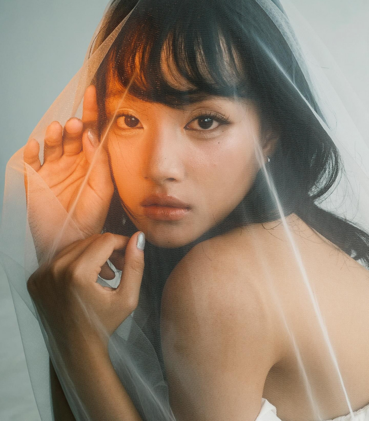 Nữ diễn viên kém 13 tuổi khiến Quốc Trường rung động với vẻ đẹp quyến rũ - Ảnh 10.