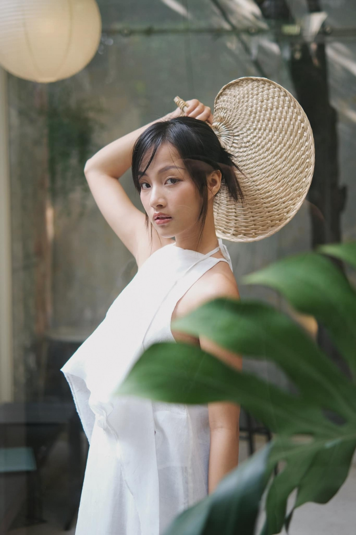 Nữ diễn viên kém 13 tuổi khiến Quốc Trường rung động với vẻ đẹp quyến rũ - Ảnh 12.