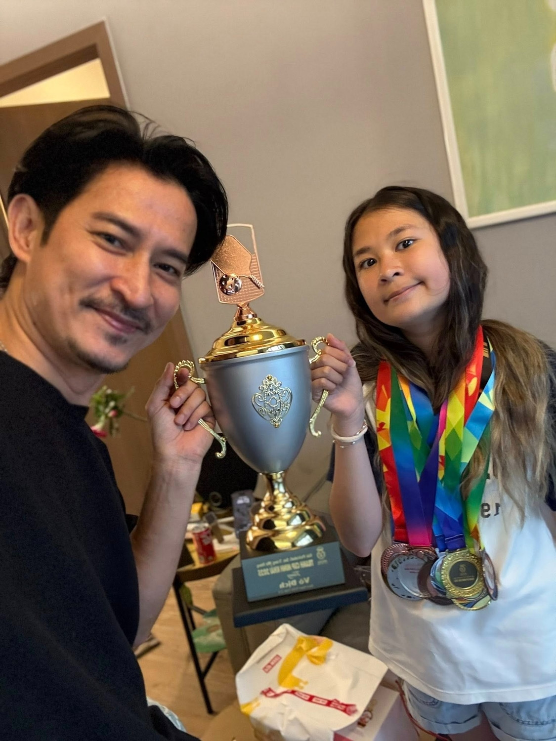 Thái độ của Mạc Anh Thư về tin tái hợp Huy Khánh