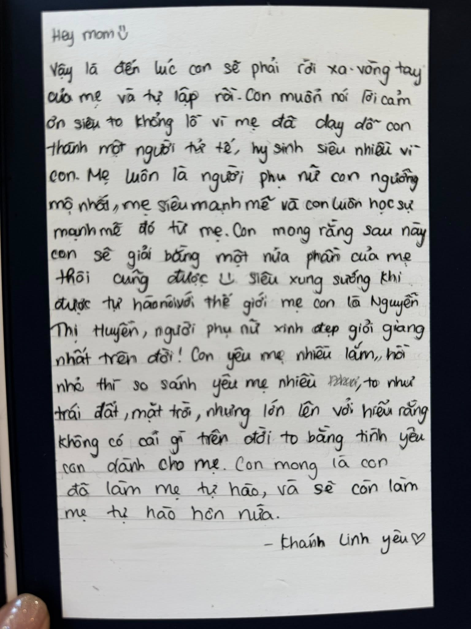 Con gái tốt nghiệp cấp 3, Hoa hậu Nguyễn Thị Huyền viết gửi con: 'Mẹ không mạnh mẽ thì phải biết làm thế nào?!'- Ảnh 3.