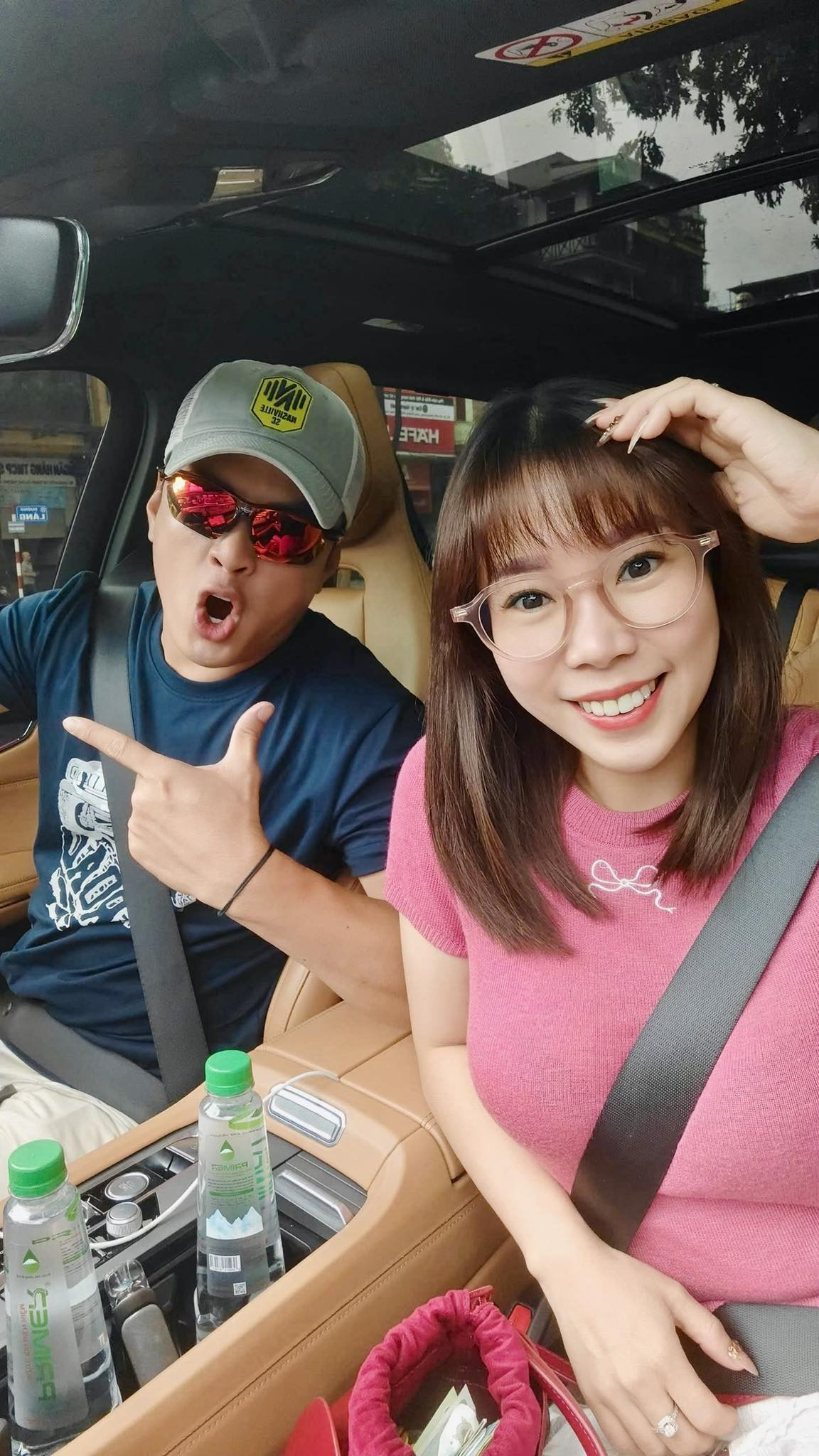 Cuộc sống 'nghỉ hưu sớm' của Hồng Đăng bên vợ đảm đang - Ảnh 2.