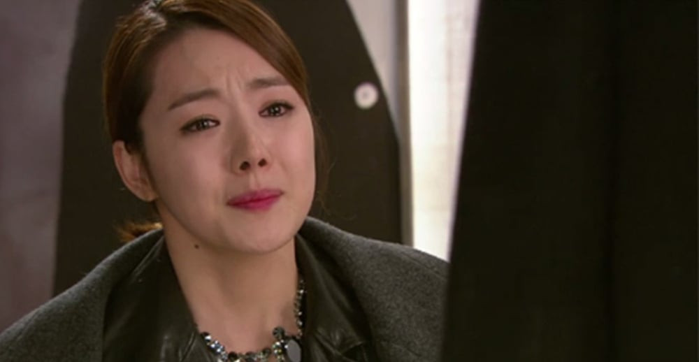 Một tuần về làm dâu, tôi đã chứng kiến bộ mặt thật tàn nhẫn đến đáng sợ của cả nhà chồng - Ảnh 1.