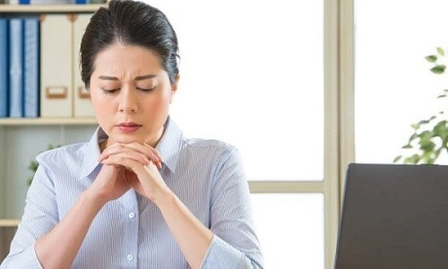 Muốn nghỉ hưu sớm? Nghe xong chuyện của hai người phụ nữ dưới đây bạn sẽ muốn đi làm đến 60 tuổi- Ảnh 1.