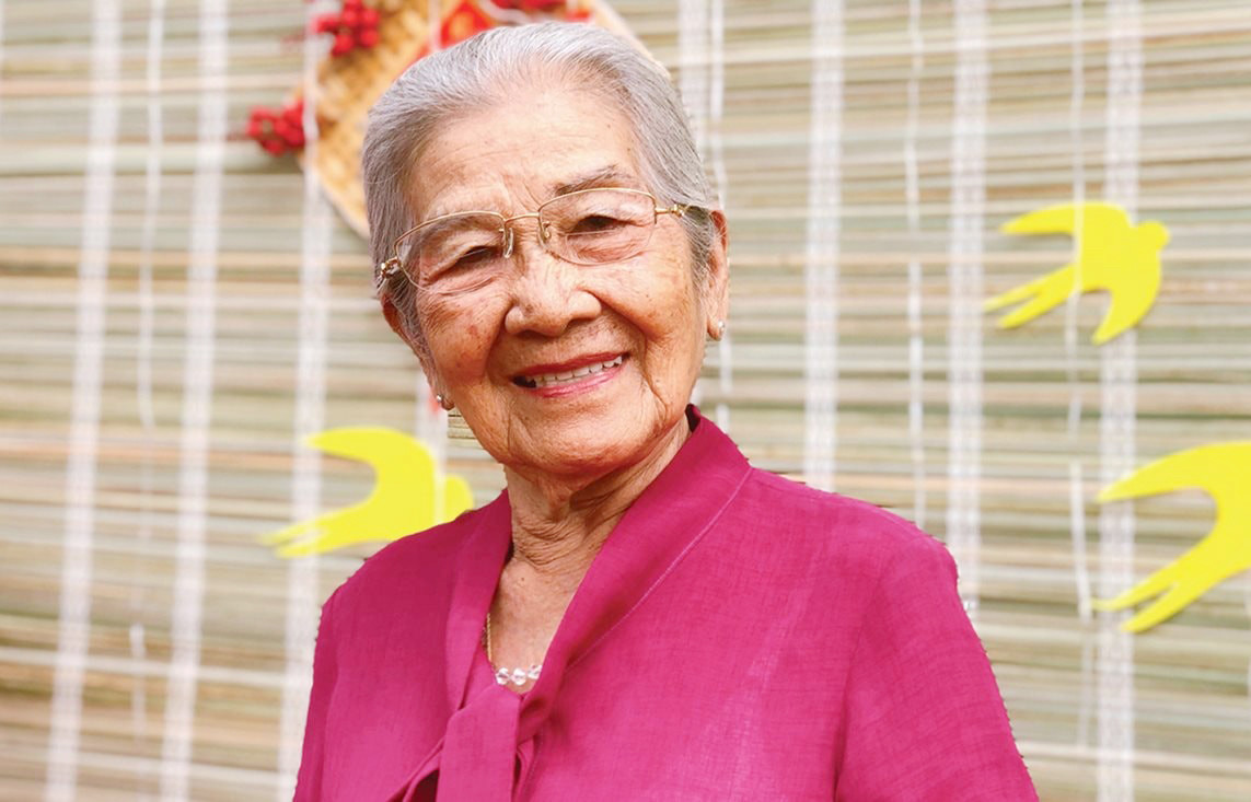 Tuổi 93 của NSƯT Phi Điểu: Được cống hiến cho nghệ thuật là niềm vui, động lực sống  - Ảnh 1.