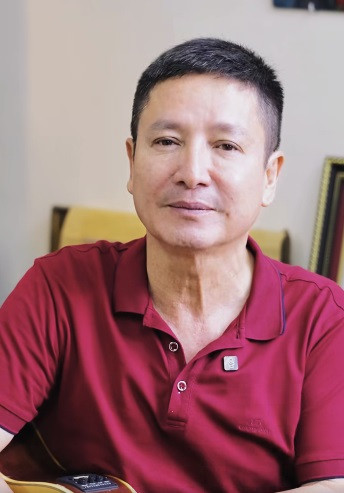 NSƯT Chí Trung chia sẻ về cuộc sống hiện tại. Ảnh: Chụp màn hình.