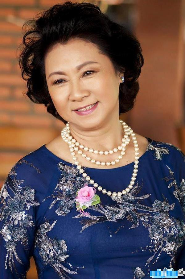 Người đàn bà quyền lực nhất trong 'Mặt trời lạnh', tuổi U90 tích cực đóng phim, từng là 'Hoa khôi màn ảnh' thập niên 1980- Ảnh 5.