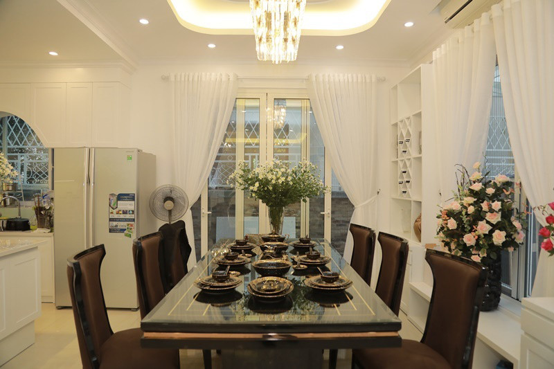 Nam ca sĩ giàu có, nổi tiếng, phong độ, ở biệt thự 50 tỷ đồng nhưng U50 vẫn độc thân- Ảnh 6.