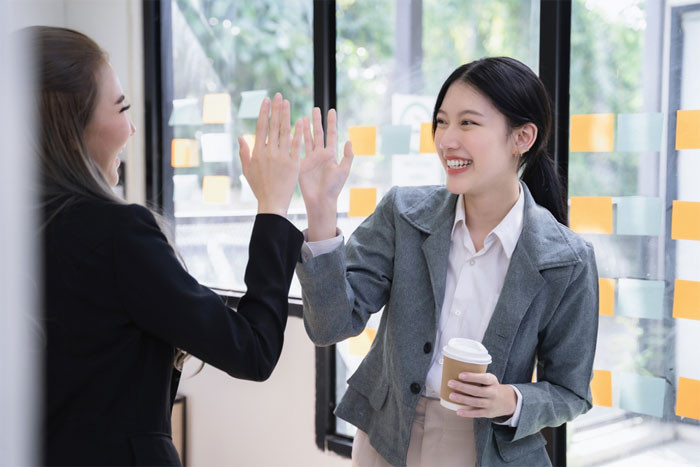 4 con giáp đón bước ngoặt trong 10 ngày tới Tuổi Thân sự nghiệp thuận lợi tài lộc bùng nổ