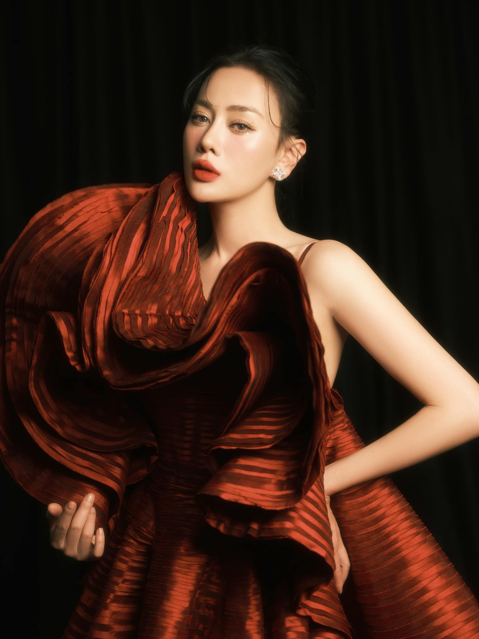 Bố mẹ diễn viên Phương Oanh từng sa sút tinh thần khi gia đình gặp biến cố lớn- Ảnh 4.