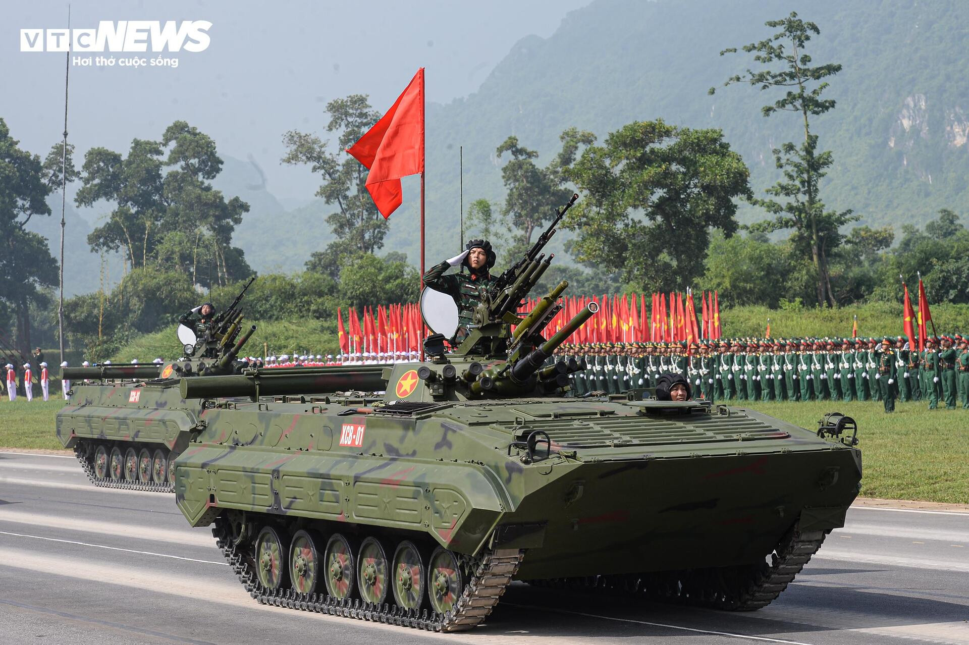 Mãn nhãn dàn xe tăng, tên lửa, UAV hợp luyện diễu binh 2/9 - 5