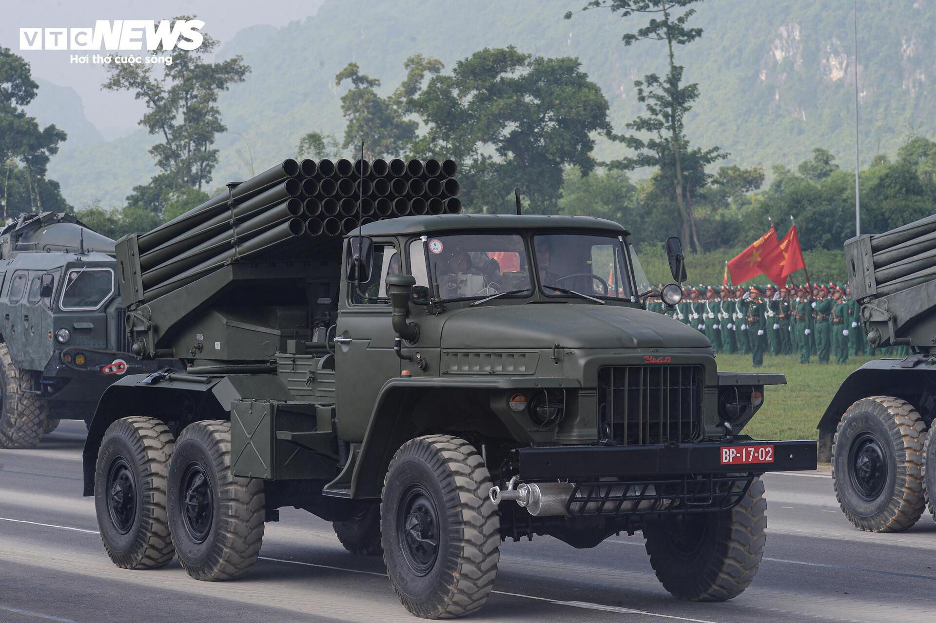 Mãn nhãn dàn xe tăng, tên lửa, UAV hợp luyện diễu binh 2/9 - 7