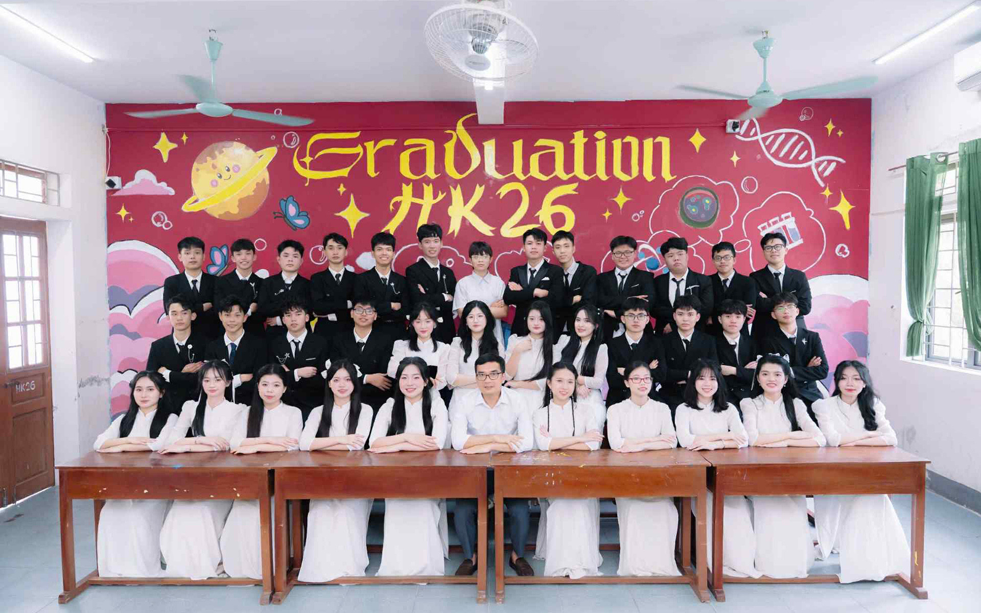 63546cf6 6dea 4fc1 8235 c89221a5e645 copy.jpg